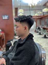 -尼特斯男士发型馆