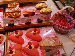 -巴黎贝甜(大宁国际商业广场店)