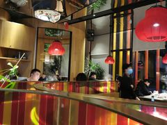 大堂-小骨煲金华砂锅(转塘金街美地店)