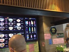 -亮亮面馆(经六路店)