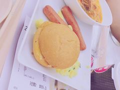 -翠华餐厅(香港国际机场店)