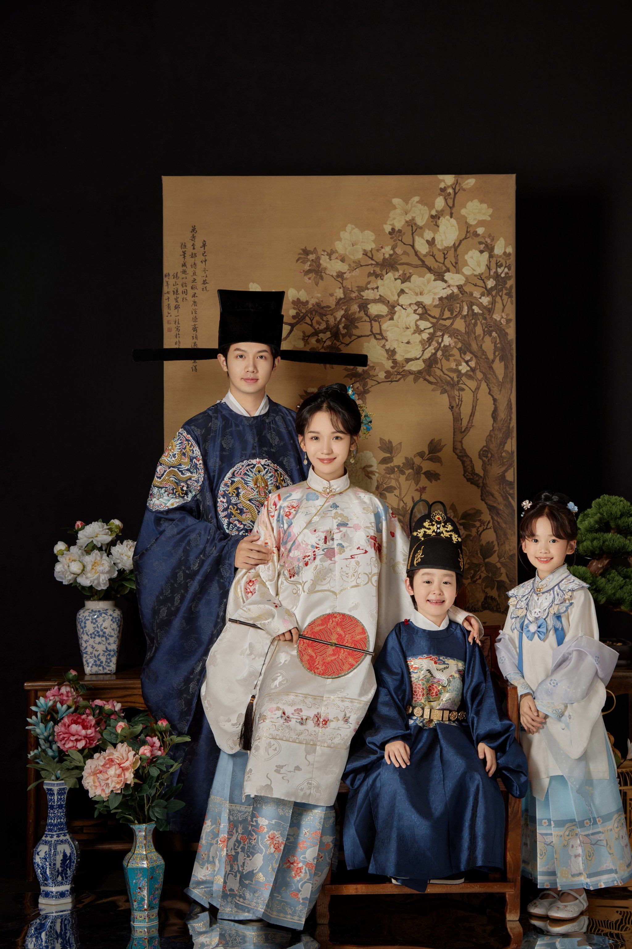 谁懂啊❗️好像在拍古装剧的汉服全家福🔥