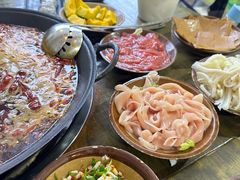 -黄潇洒老火锅(九眼桥宏济巷店)