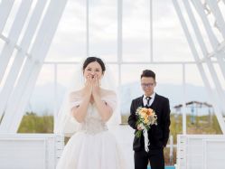 -钟爱一生婚纱摄影旗舰店