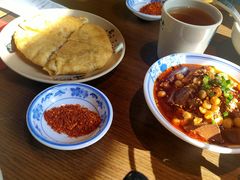 -肖四女乐山跷脚牛肉(南汇大学城生活广场店)