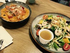 -HELLO 27 意面·沙拉·帕尼尼