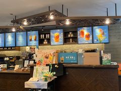 -星巴克(南宁民歌湖店)