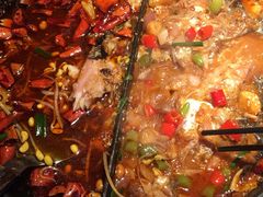 -鸣记脆皮烤鱼·海鲜烤鱼(三八广场店)