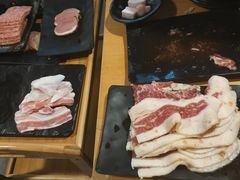 -贺野·自助炭火烤肉(紫藤路店)