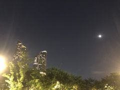 -南京眼步行桥