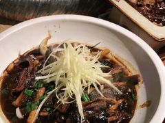 -吴越荣记苏州菜·松鼠桂鱼100%活鱼现做(斜塘老街店)
