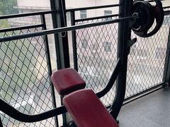 -一兆韦德健身(梅川店)