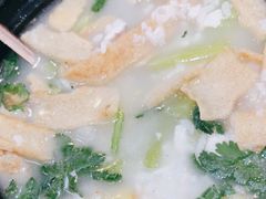 -官塘陈记鱼生·潮汕砂锅粥·牛肉火锅(潮枫路总店)