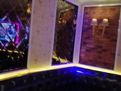 -麦度量贩式KTV(中联广场店)