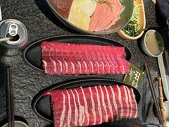 -三出山火锅(南京万象天地店)