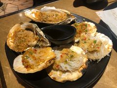 -何师烧烤·香辣蟹·川菜·30年老品牌(太古里旗舰店)