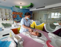 -菁幼月子会所(儿童医院店)