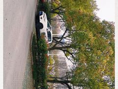 -金匮公园-南入口停车场