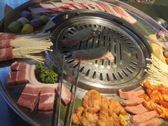 -哈哈碳都·牛肋条无限自助烤肉(宝龙店)