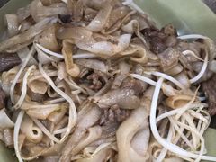 牛肉炒河粉-贞姨美食·老字号海鲜大排档
