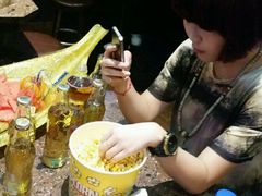 -蓝尊量贩(黄河路店)