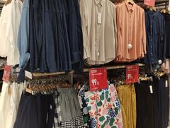 -优衣库(上海金桥国际商业广场店)