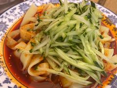 -柴窝堡22号传承新疆菜·新疆辣子鸡
