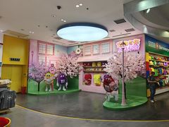 -m豆巧克力世界(上海世茂广场店)