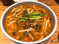 小锅米线-云海肴·汽锅鸡·云南菜(高德置地店)