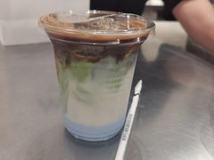 地球拿铁-M Stand(南京新街口金鹰店)