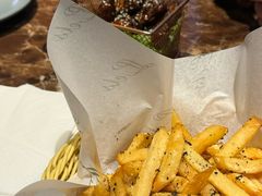 -Let'sBURGERplus·非常创意汉堡(三里屯店)