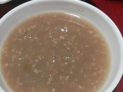 -红栌温泉山庄生态美食餐厅