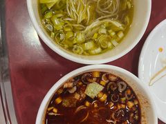 -盛唐府乾州酸汤面