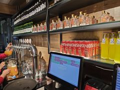 -管氏翅吧(护国寺店)