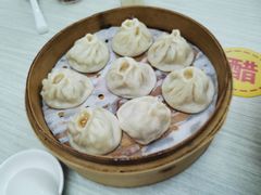 鲜肉小笼-新丰小吃(高银街分店)