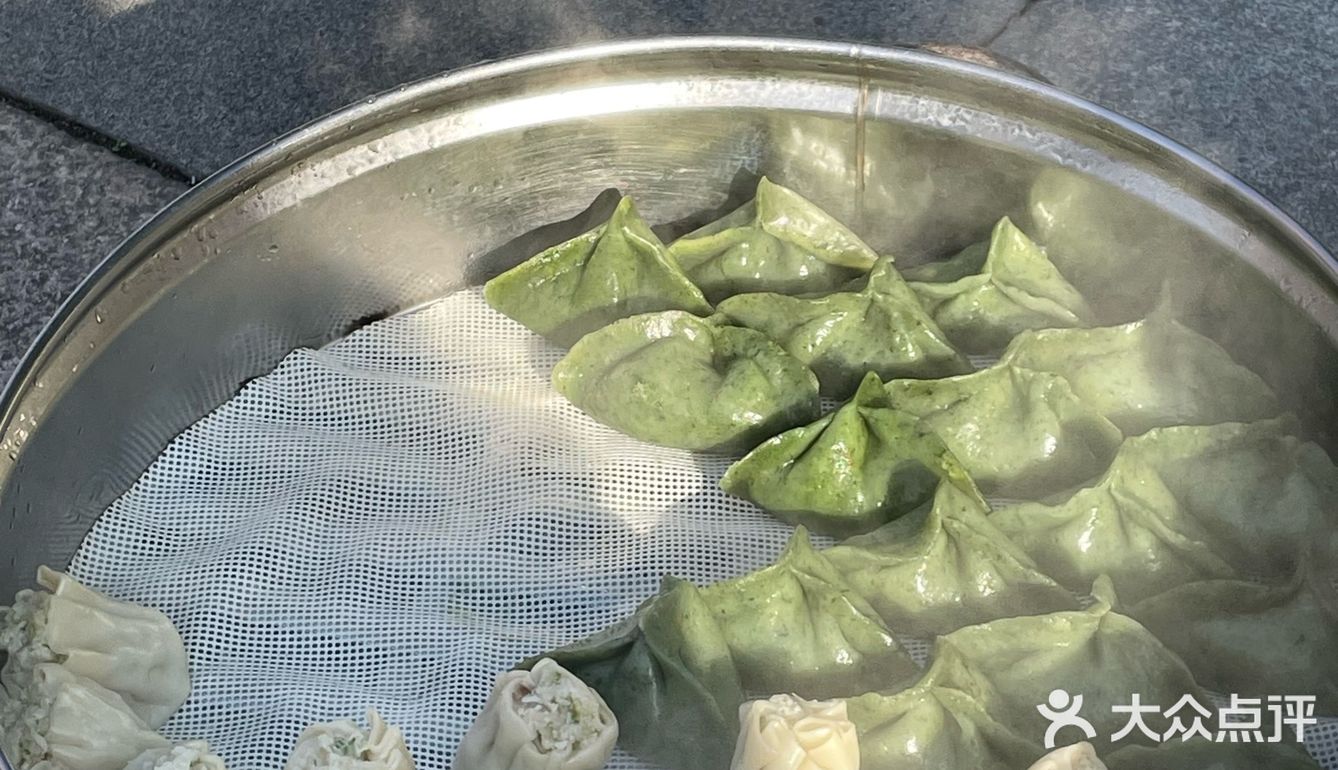 今日路过菜场，清明果已上市