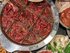 -洞亭火锅(防空洞总店)