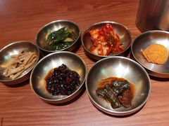 开胃小菜-春熙台韩国料理·章鱼肥牛(西丽店)