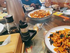 -东来菜馆•手抓海鲜家常菜•海鲜锅贴(鸽子窝店)