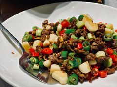 小炒黄牛肉-鱼乐轩·俄罗斯海鲜直供餐厅(群力店)