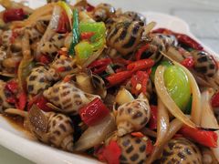 -覃记海鲜美食餐厅