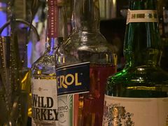 -城墙外BAR