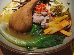 -百春原湖南牛肉粉(百联世纪店)