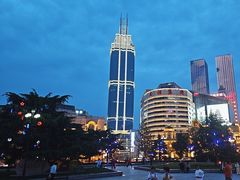 -东港音乐喷泉广场
