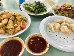 -李氏东北饺子王·铁锅炖(回龙湾店)