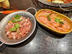 -宽板凳老灶火锅(台湾街店)