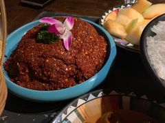 -老牌坊云南鱼豆花火锅(哈西万达店)