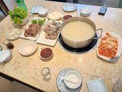 狗肉火锅-英子补身汤(海兰路店)