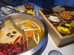 -芈重山老火锅(广州首店)
