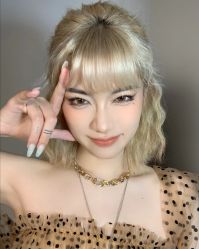 -AYO SALON